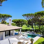 Pine Cliffs Village Hotel 5*