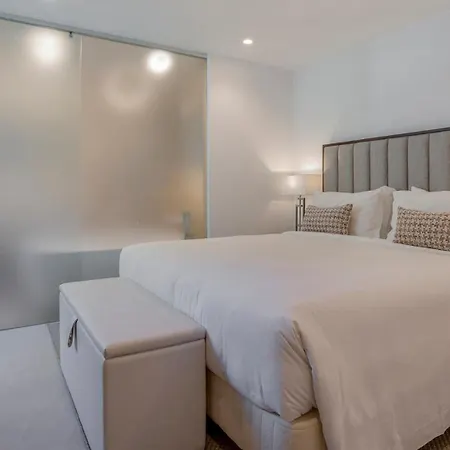 ホテル Pine Cliffs Village 5*