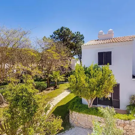 Pine Cliffs Village Ξενοδοχείο