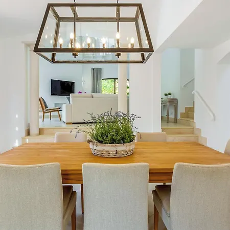 Pine Cliffs Village Hotell Albufeira