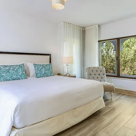Pine Cliffs Village Αλμπουφέιρα