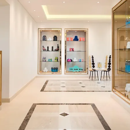 Pine Cliffs Village Hotell 5*