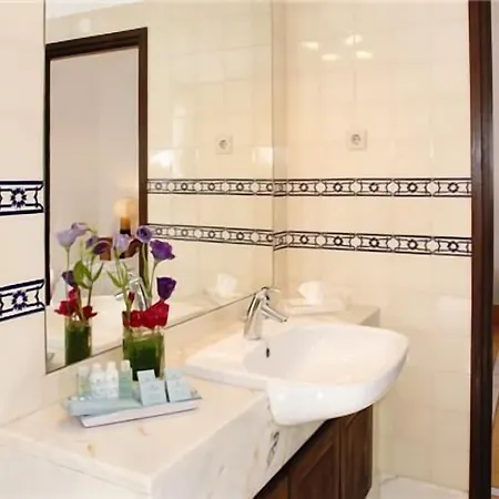Pine Cliffs Village 5* Albufeira