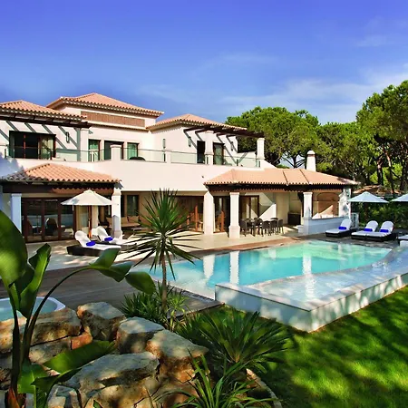 Pine Cliffs Village Ξενοδοχείο 5*