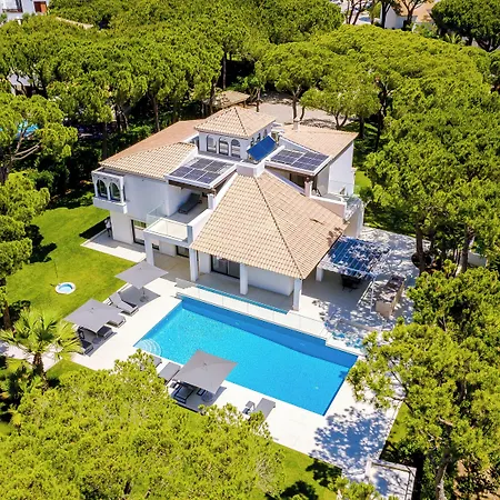 Pine Cliffs Village ホテル 5*