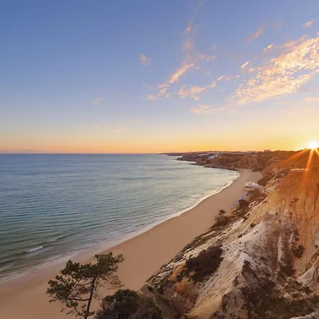 Hotel Pine Cliffs Village 5*