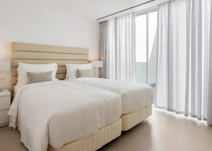 Pine Cliffs Village 호텔 5*