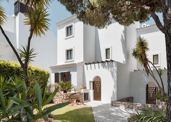 Pine Cliffs Village 5* Albufeira