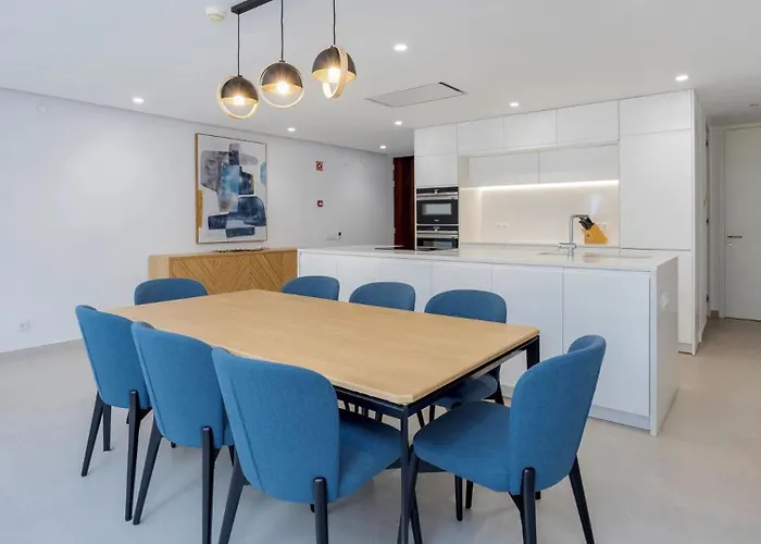 Pine Cliffs Village Hotel