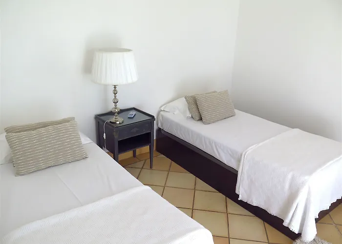 Pine Cliffs Village 5* 알부페이라