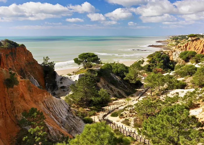 Pine Cliffs Village 알부페이라