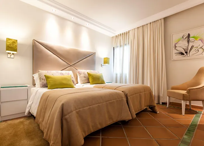 Pine Cliffs Village 5* 알부페이라