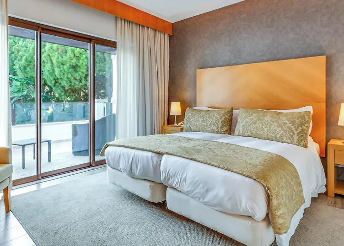 Pine Cliffs Village 5* Albufeira