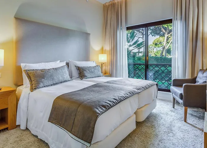 Pine Cliffs Village 알부페이라