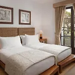 Pine Cliffs Village