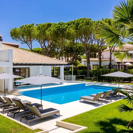 Pine Cliffs Village 5*