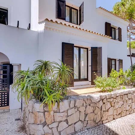 Pine Cliffs Village 5*
