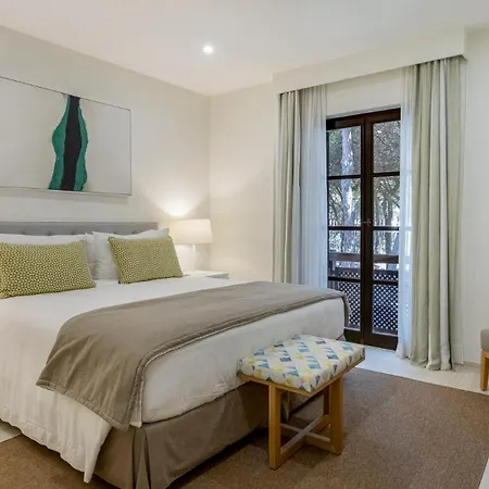 Pine Cliffs Village Hotel 5*
