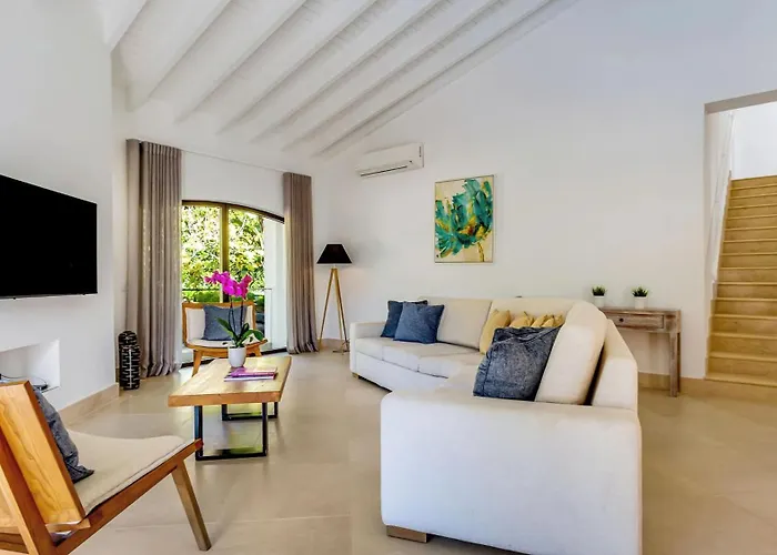 Hotel Pine Cliffs Village 5*