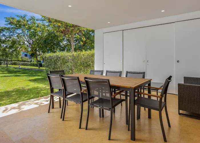 Pine Cliffs Village Szálloda