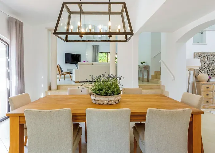 Pine Cliffs Village Szálloda Albufeira